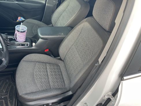 Certified 2022 Chevrolet Equinox LT image 6