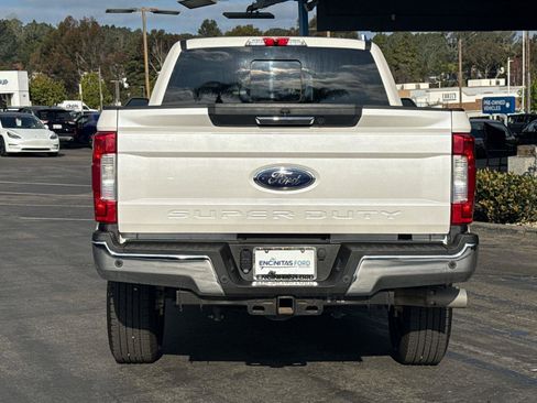Certified 2019 Ford F250 Lariat w/ Lariat Value Package image 14