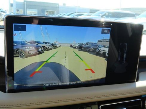 Certified 2022 Lincoln Nautilus Reserve image 30