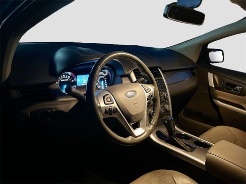 Used 2012 Ford Edge SEL image 9