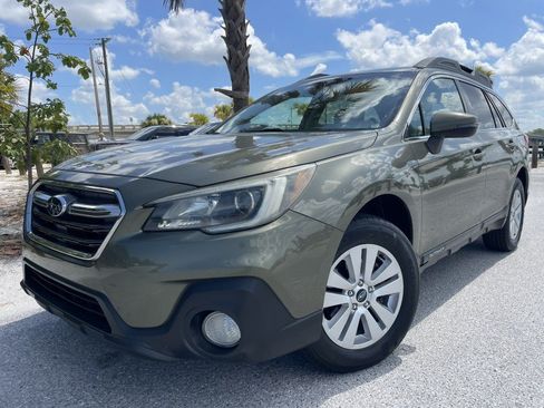 Used 2019 Subaru Outback 2.5i Premium AWD/4WD image 34