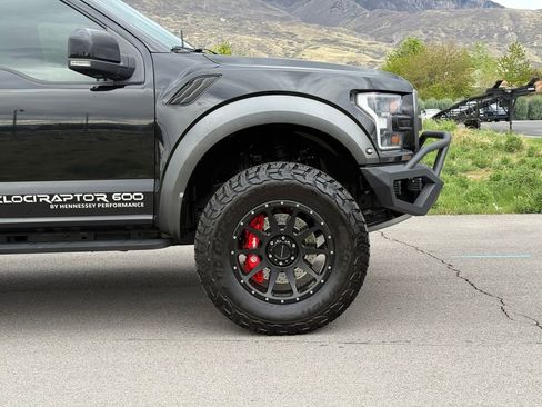 Used 2020 Ford F150 Raptor w/ Equipment Group 802A Luxury AWD/4WD image 3