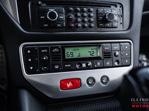 Used 2011 Maserati GranTurismo S image 28