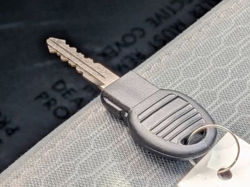 Used 2017 RAM 1500 Express w/ Express Value Package image 37