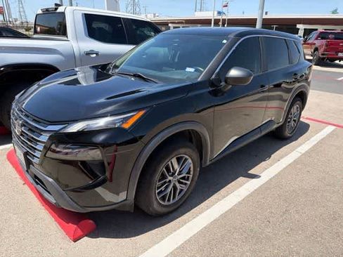 Used 2024 Nissan Rogue S AWD/4WD image 1