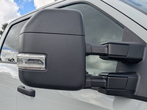 Certified 2025 Ford F250 XLT AWD/4WD image 12