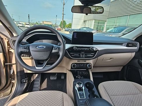Used 2021 Ford Escape SE image 33