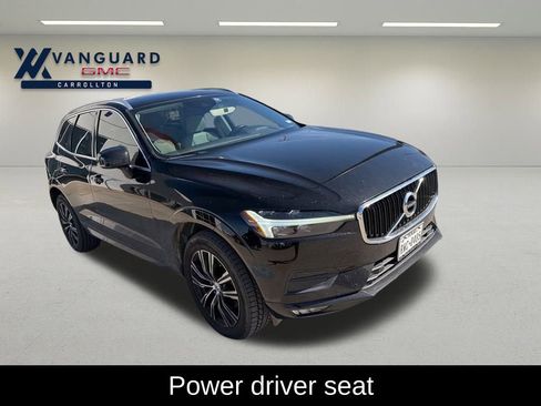 Used 2021 Volvo XC60 T6 Momentum image 11