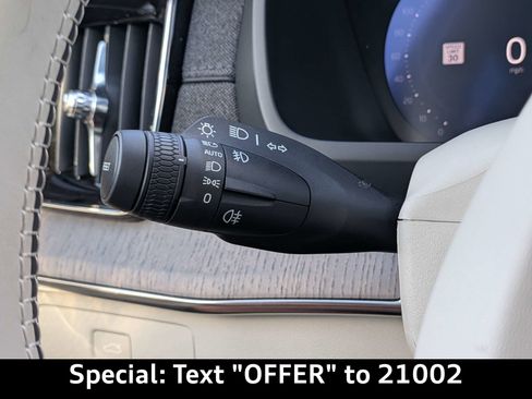 Used 2026 Volvo XC90 B6 Ultra w/ Protection Package AWD/4WD image 33