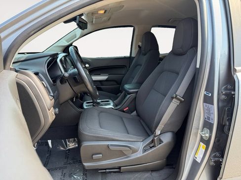 Used 2021 Chevrolet Colorado LT w/ LT Convenience Package RWD image 6