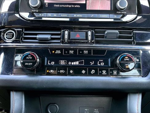 Used 2024 Nissan Pathfinder Rock Creek AWD/4WD image 17