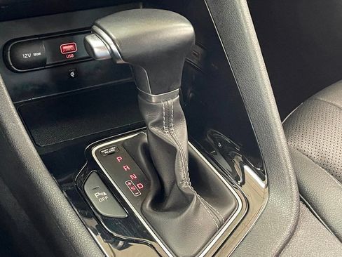 Used 2020 Kia Niro EX Premium FWD image 30
