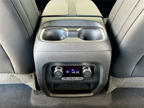 New 2026 Buick Enclave Preferred image 18