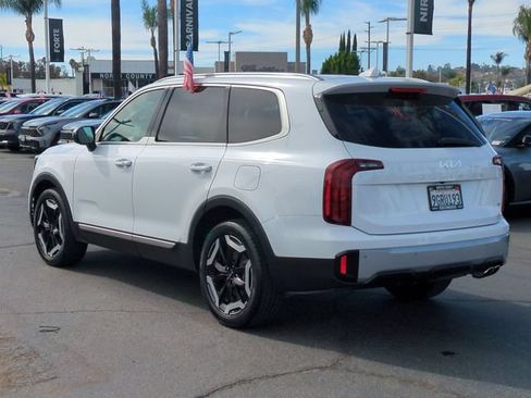 Certified 2023 Kia Telluride S AWD/4WD image 5