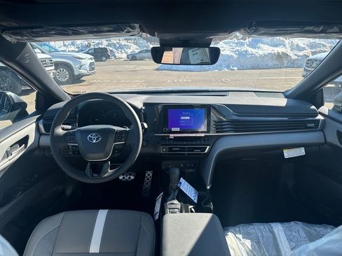 New 2026 Toyota Camry SE image 10