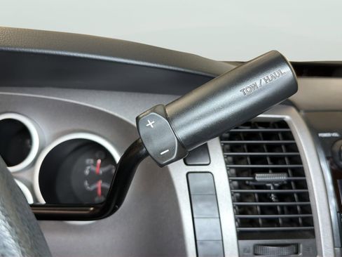 Used 2012 Toyota Tundra 2WD Double Cab w/ Tow Pkg image 20