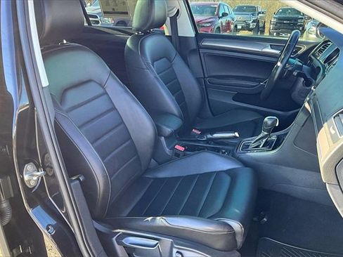 Used 2018 Volkswagen Golf Alltrack SEL image 22