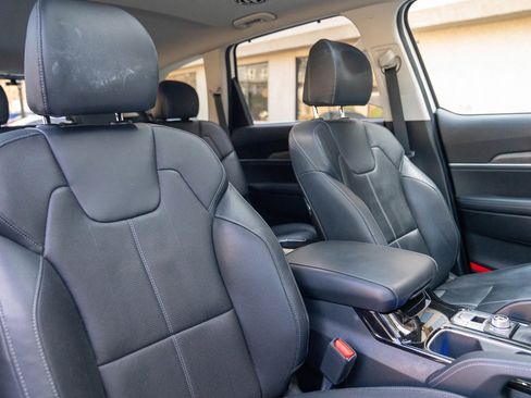 Used 2022 Kia Telluride EX w/ Towing Package image 27