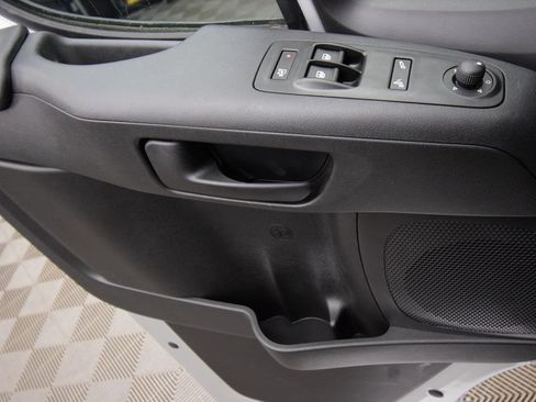 New 2026 RAM ProMaster 2500 w/ Convenience Group FWD image 28