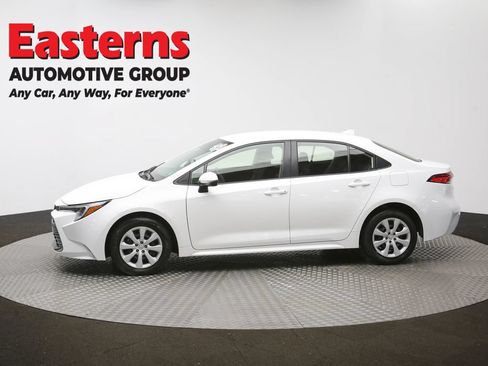 Used 2024 Toyota Corolla LE FWD image 58