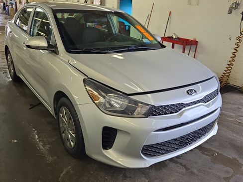 Used 2020 Kia Rio LX image 2
