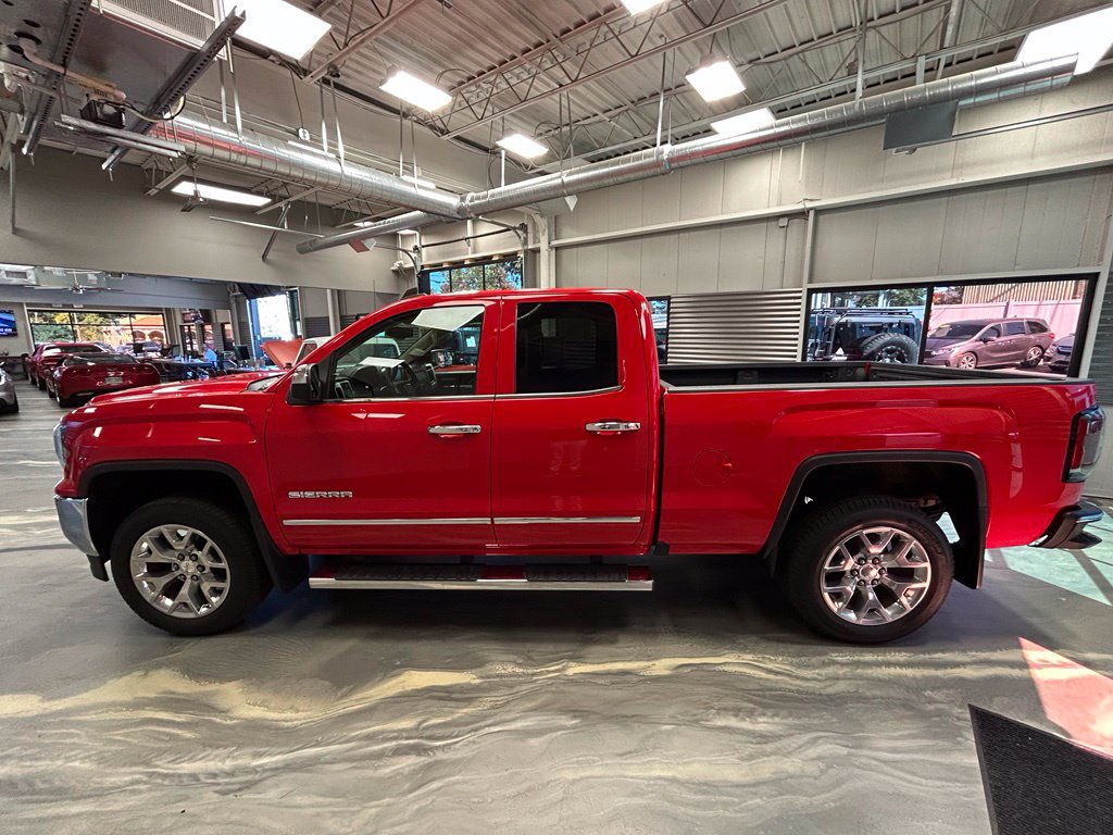 Used 2017 GMC Sierra 1500 SLT w/ SLT Premium Package AWD/4WD image 36