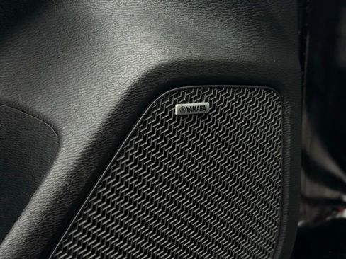 Used 2025 Mitsubishi Outlander Trail Edition image 14