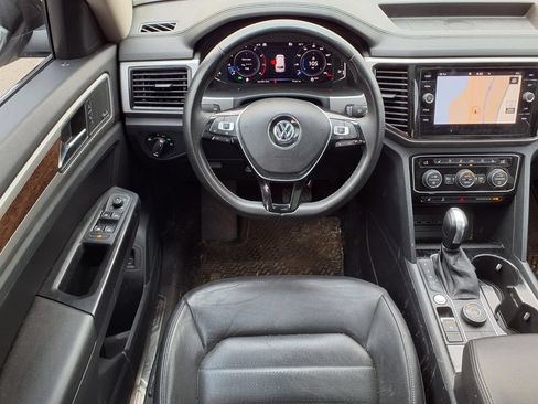 Used 2020 Volkswagen Atlas SEL R-Line AWD/4WD image 11
