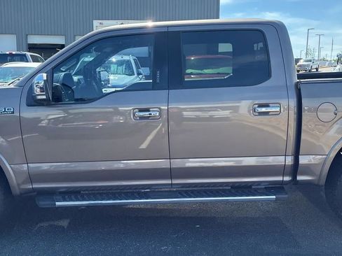 Used 2018 Ford F150 Lariat AWD/4WD image 3