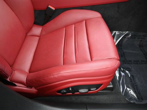 Used 2023 Porsche Panamera Platinum Edition image 31