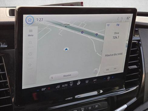 Used 2024 Ford Transit 350 XLT image 12