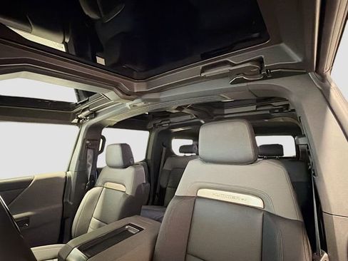 New 2025 GMC Hummer EV 2X image 20