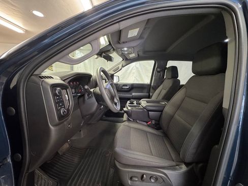 Used 2022 Chevrolet Silverado 1500 Custom Trail Boss w/ LPO, Dark Essentials Package image 22