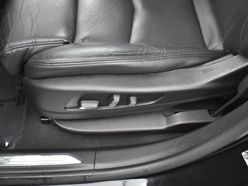 Used 2017 Cadillac XT5 Luxury image 11