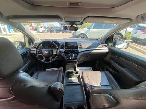 Used 2018 Honda Odyssey Elite image 15