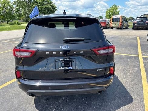 Used 2023 Ford Escape ST-Line w/ Tech Pack #1 AWD/4WD image 13