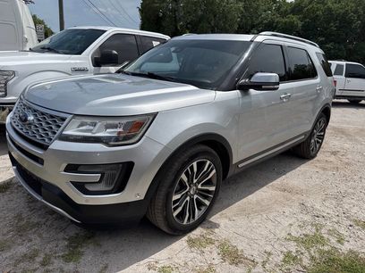 Used 2017 Ford Explorer Platinum
