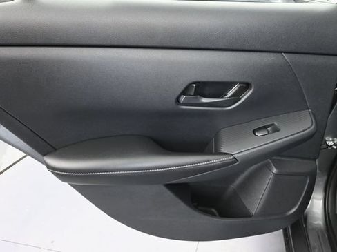Used 2025 Nissan Sentra S FWD image 28