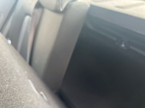 Used 2025 Hyundai Venue SEL FWD image 30