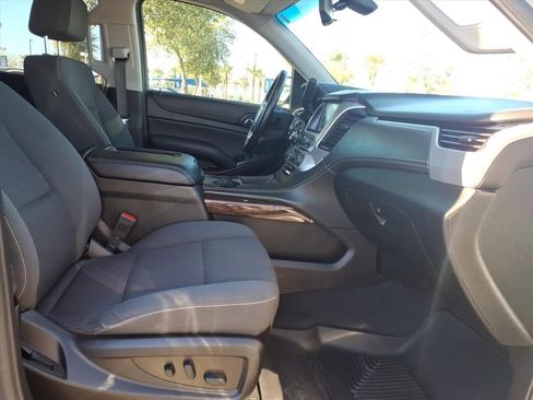 Used 2020 GMC Yukon SLE image 11