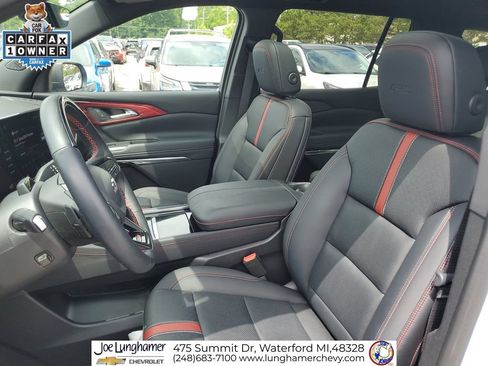 Certified 2026 Chevrolet Traverse RS w/ LPO, Floor Liner Package AWD/4WD image 22