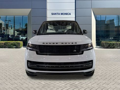 New 2025 Land Rover Range Rover SE image 6