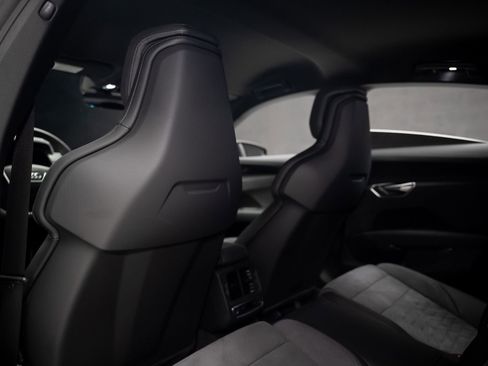 Used 2022 Audi RS e-tron GT w/ Carbon Performance Package image 69