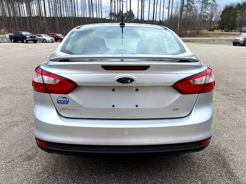 Used 2012 Ford Focus SE image 5