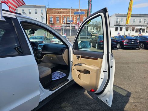 Used 2012 Hyundai Santa Fe Limited image 11