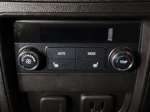 Used 2019 Buick Envision Essence image 54