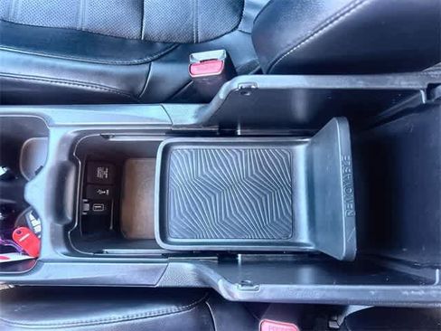 Certified 2019 Honda CR-V Touring image 27