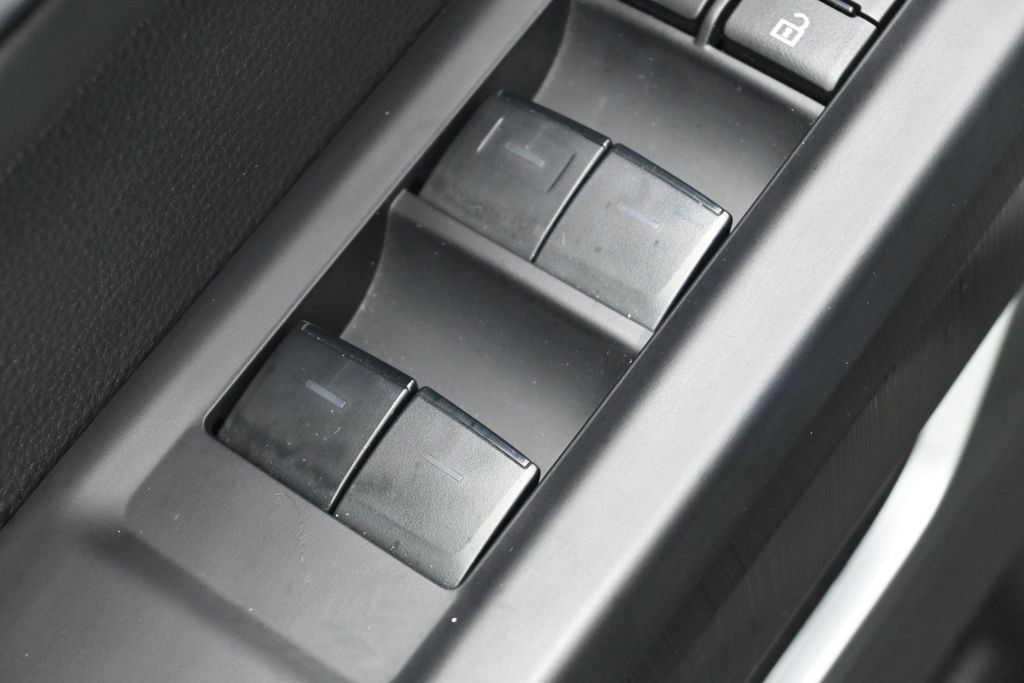 Used 2024 Toyota Tundra Platinum AWD/4WD image 15