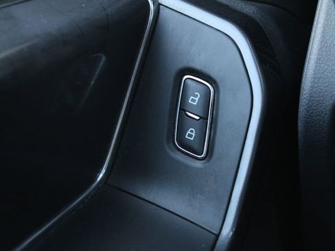 Used 2022 Ford F150 XLT w/ Equipment Group 302A High image 6