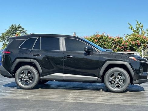 Used 2026 Toyota RAV4 LE AWD/4WD image 3